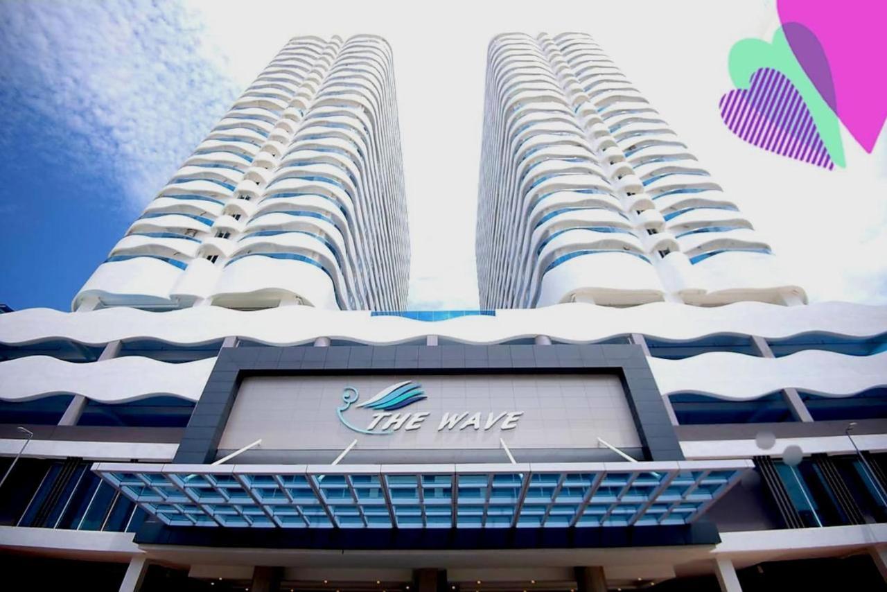 The Wave Suites Melaka Bagian luar foto
